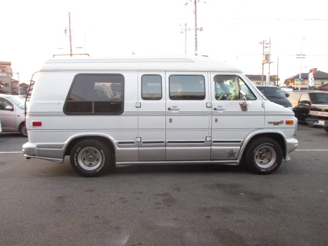 1995年 GMCバンデューラ