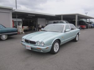 2001年　ジャガー XJ6エグゼクティブ