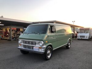 1972年　エコノライン Super-Van