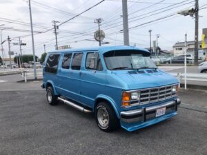 1992年 ダッジラム El-Kapitan