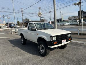 S61年 ダットサントラック DX ショート